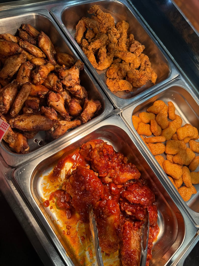 Food trays